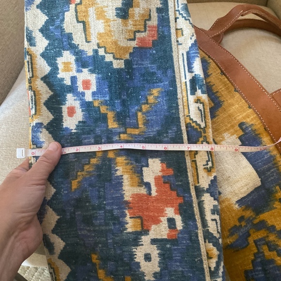 Unisa Zippered Canvas Tote - Picture 12 of 16